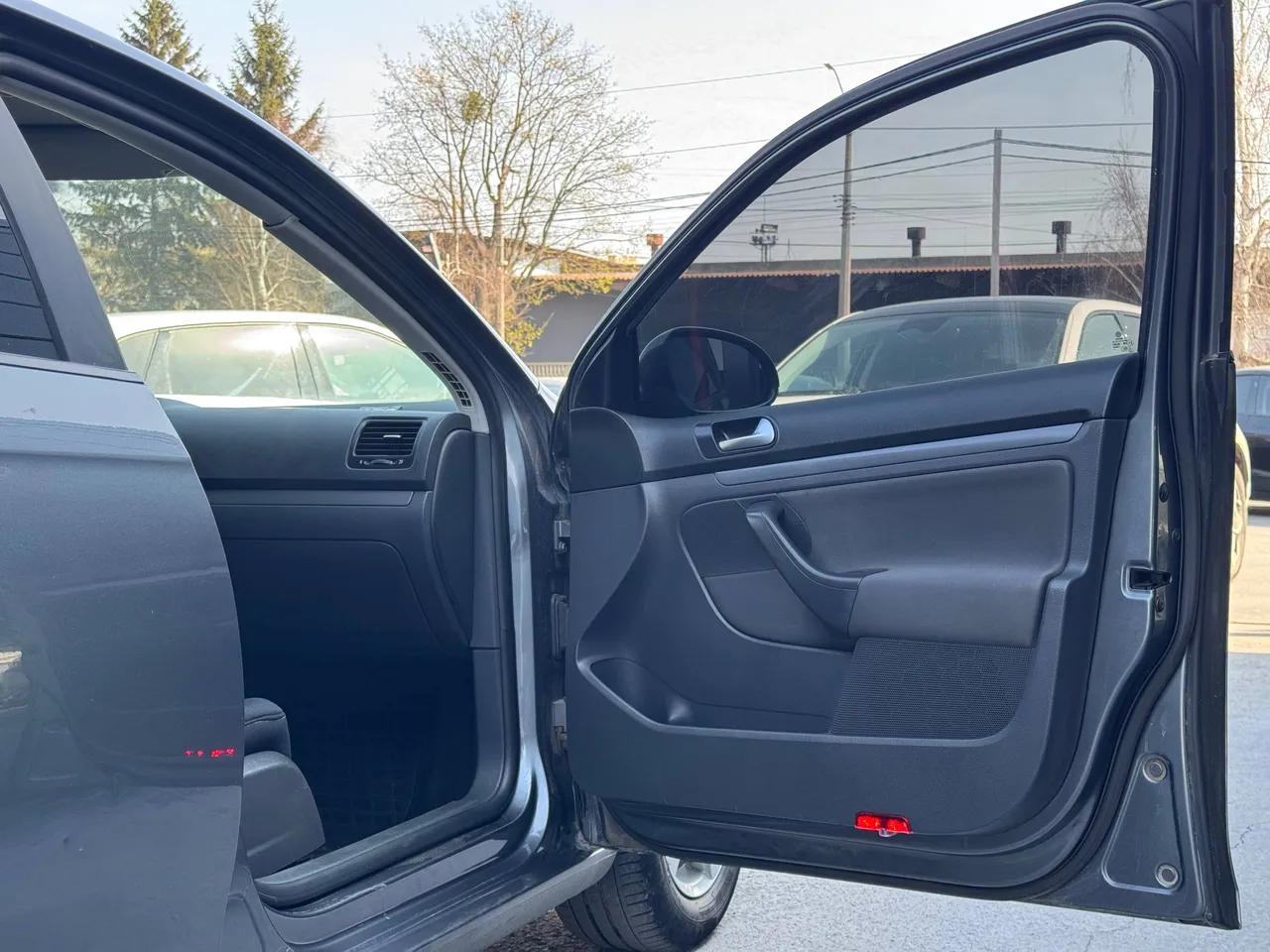 Volkswagen Jetta - фото 56