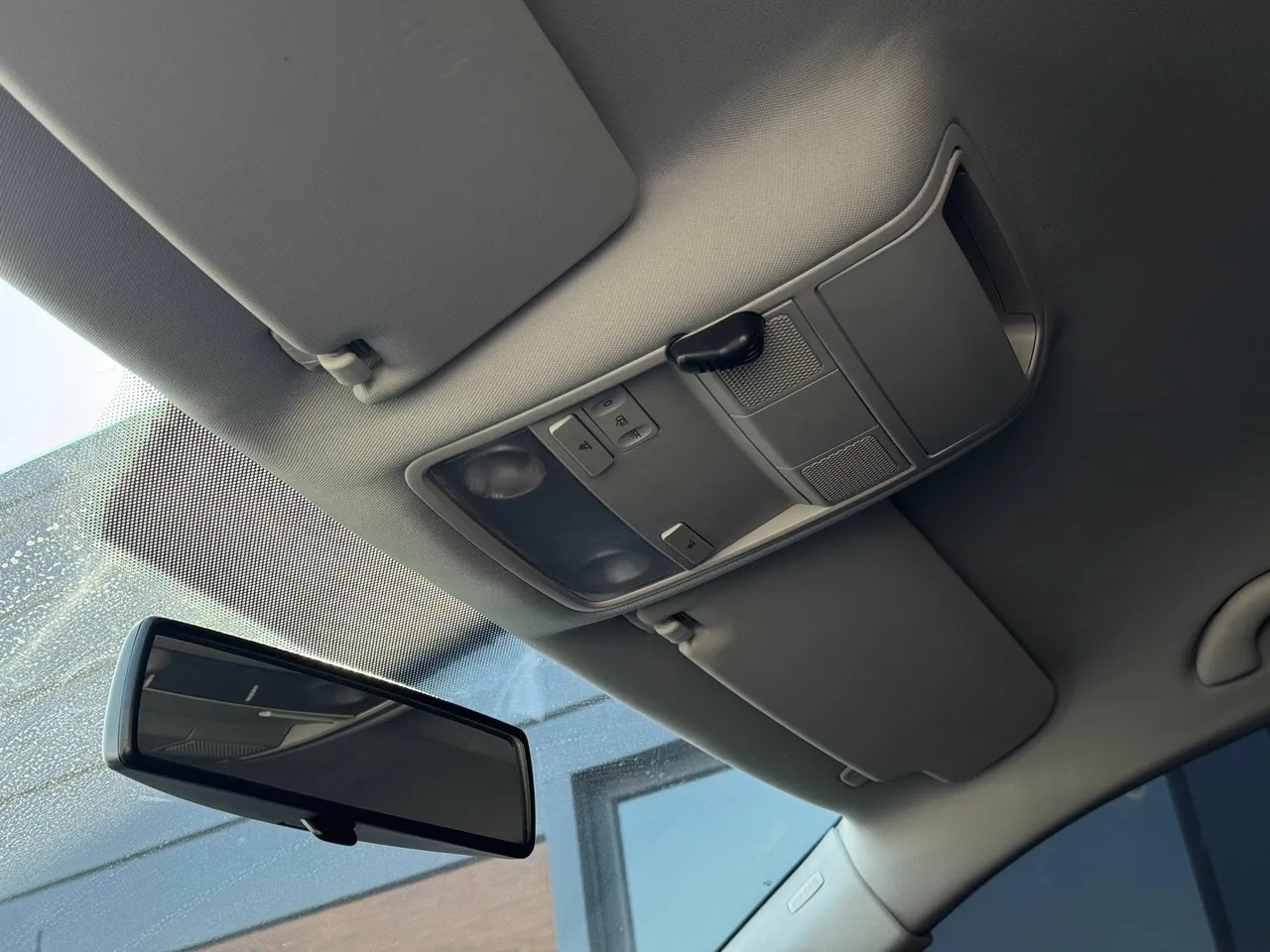 Volkswagen Jetta - фото 42