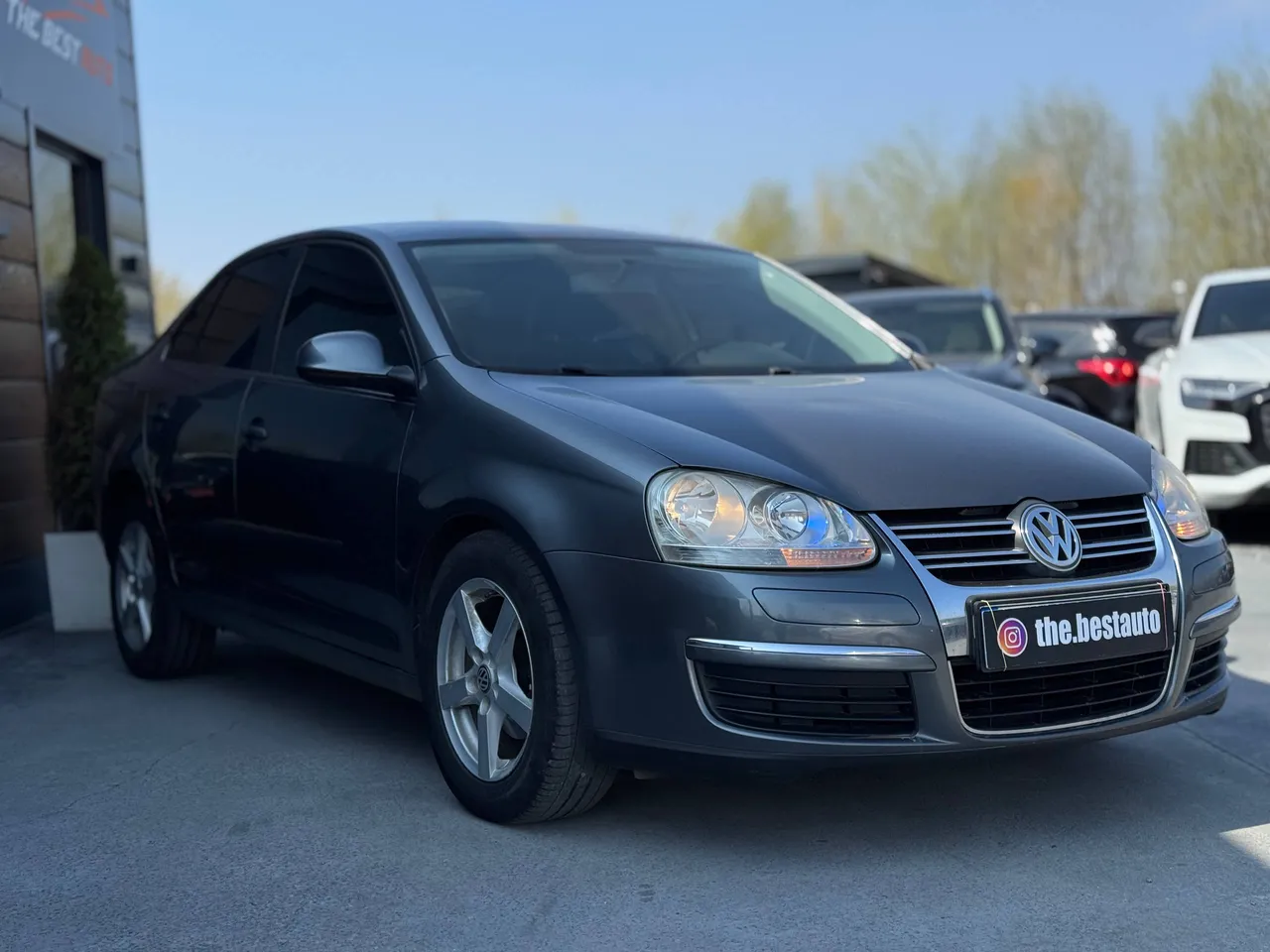 Volkswagen Jetta - фото 7