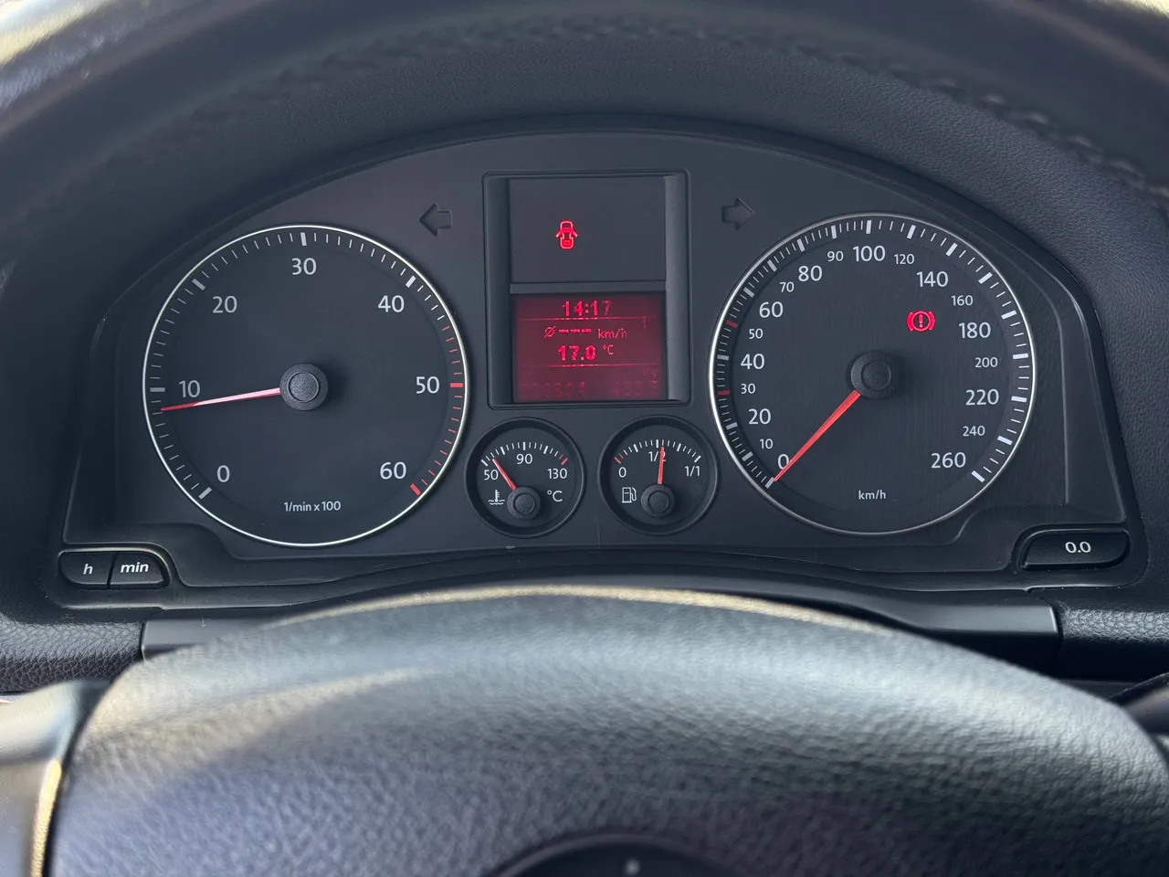 Volkswagen Jetta - фото 36