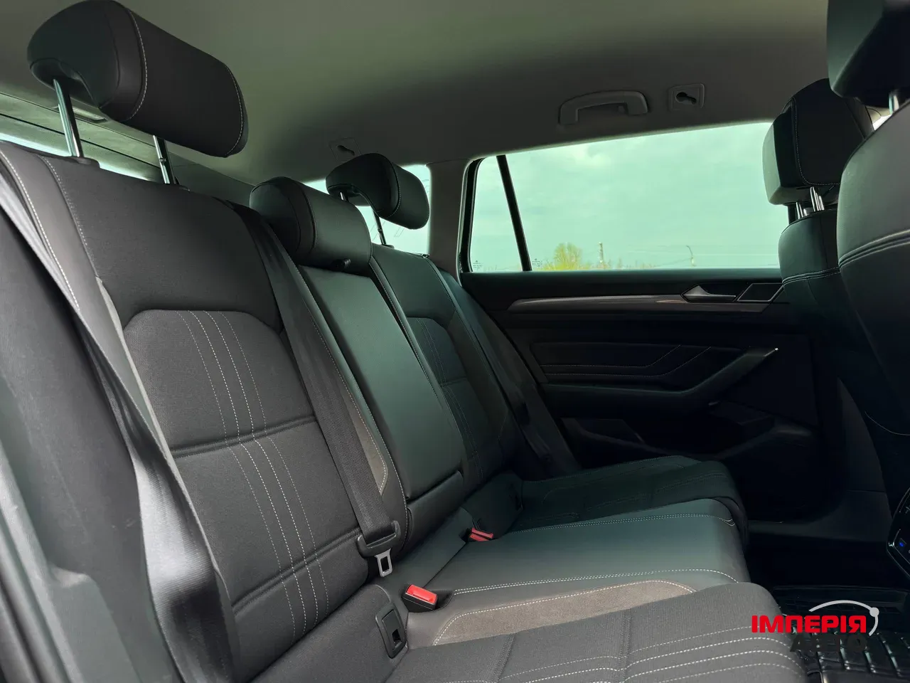 Volkswagen Passat - фото 70