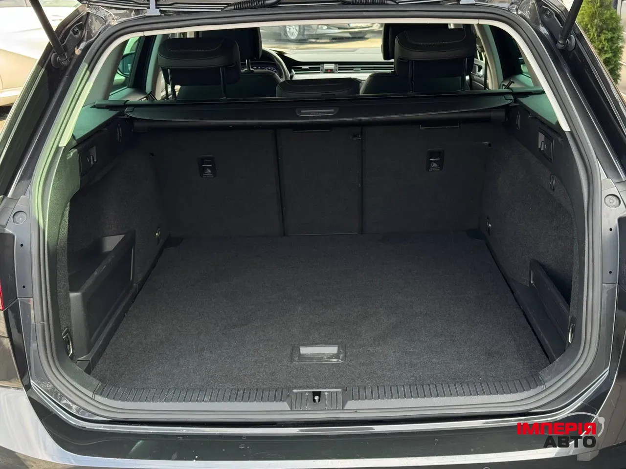 Volkswagen Passat - фото 25