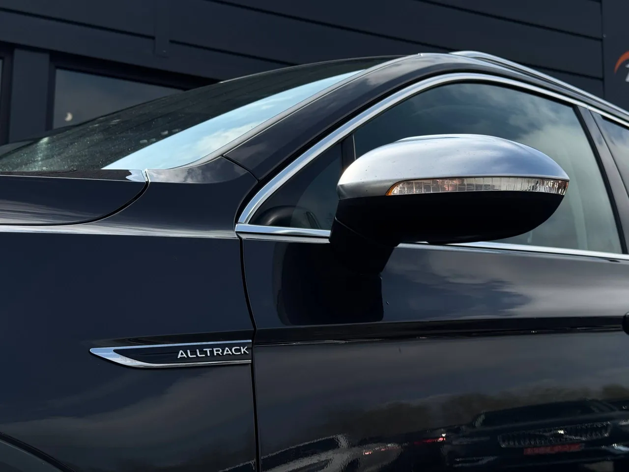 Volkswagen Passat - фото 8