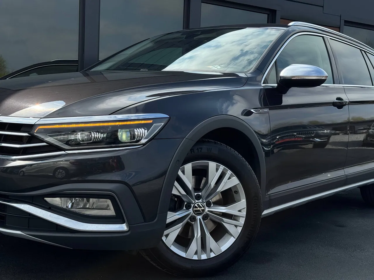 Volkswagen Passat - фото 10