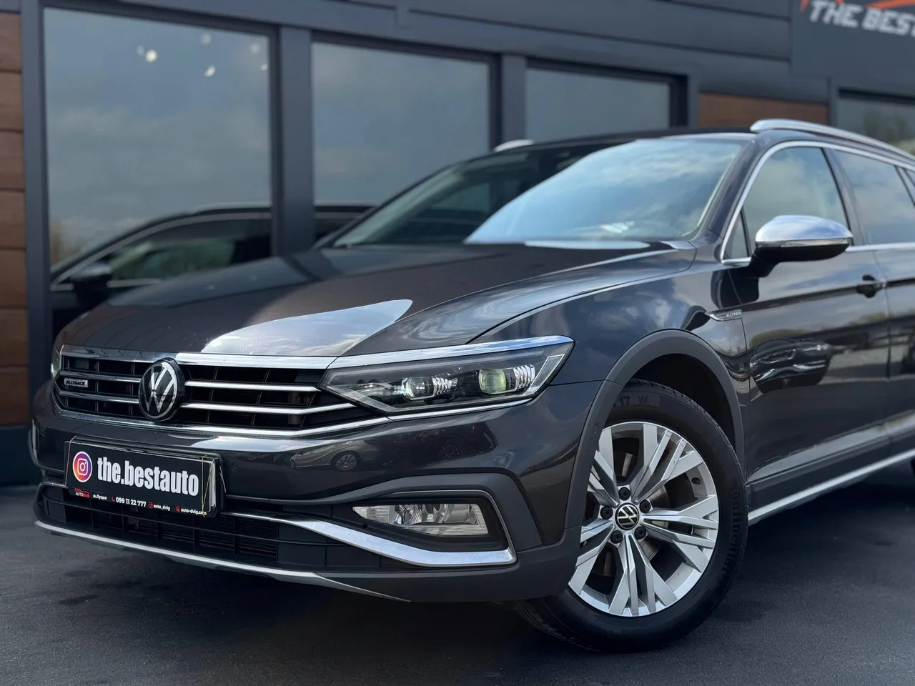 Volkswagen Passat - фото 4