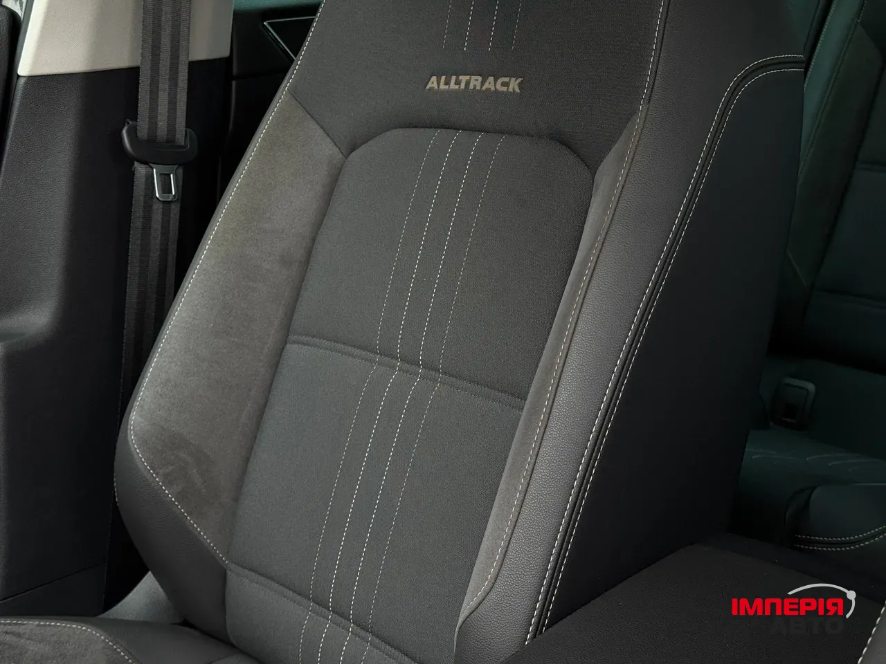 Volkswagen Passat - фото 43