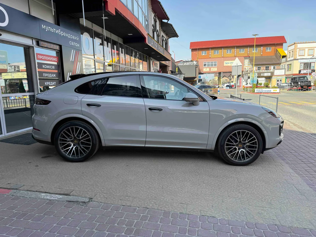 Porsche Cayenne - фото 6