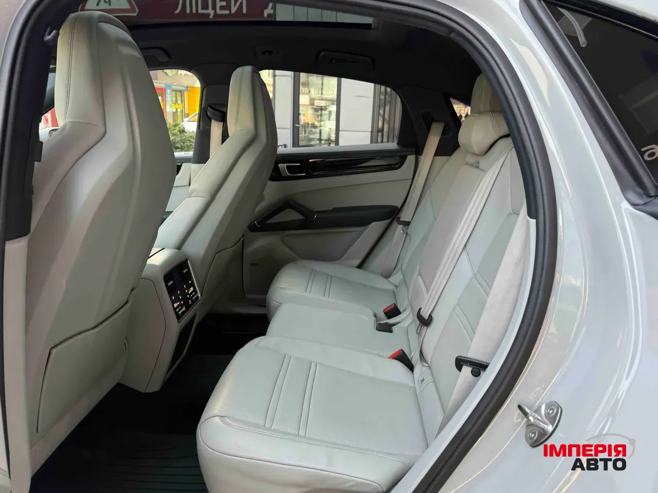 Porsche Cayenne - фото 46