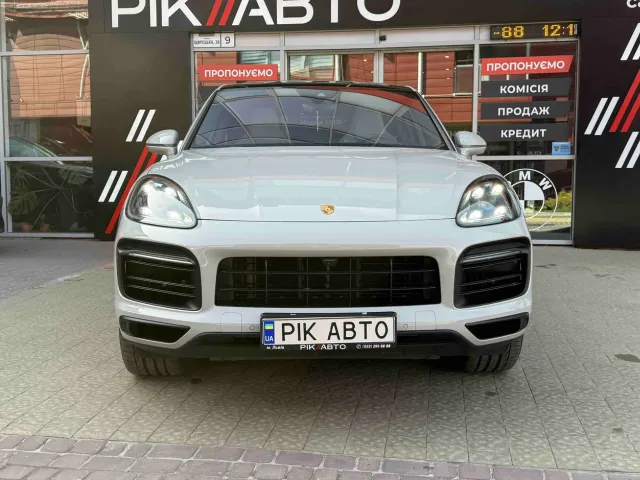 Porsche Cayenne - фото 3