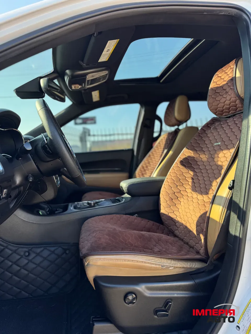 Dodge Durango - фото 7