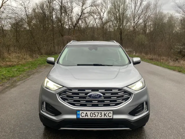 Ford Edge - фото 1
