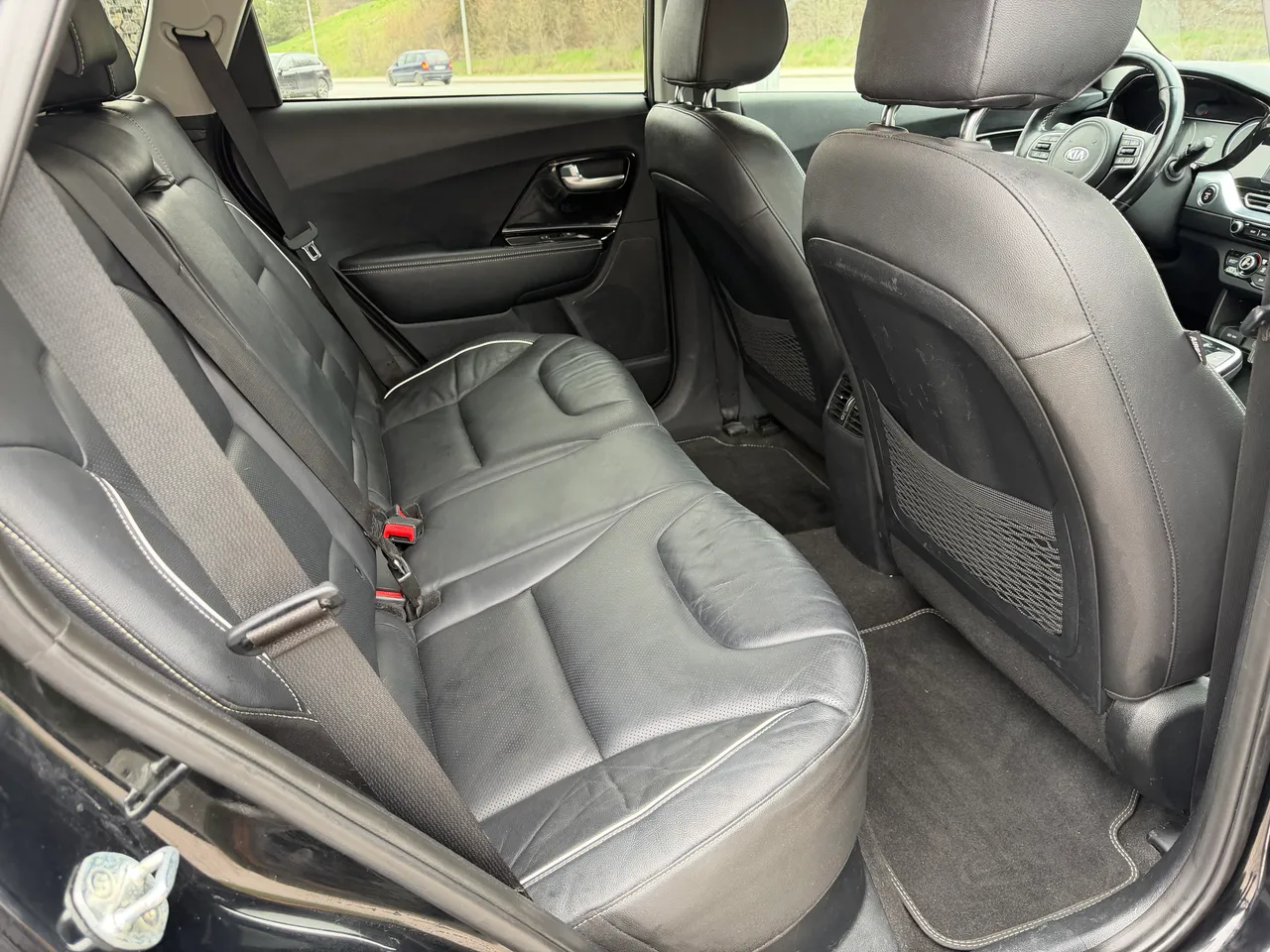 Kia Niro - фото 17