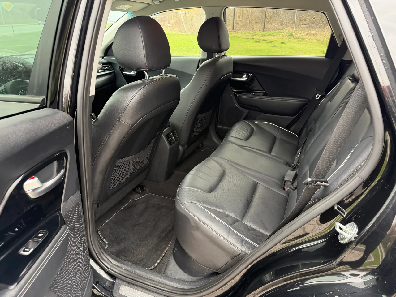 Kia Niro - фото 16