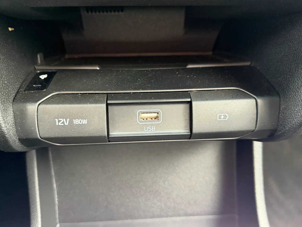 Kia Niro - фото 27