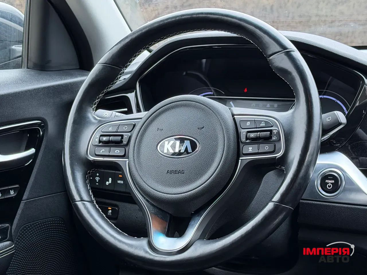 Kia Niro - фото 10