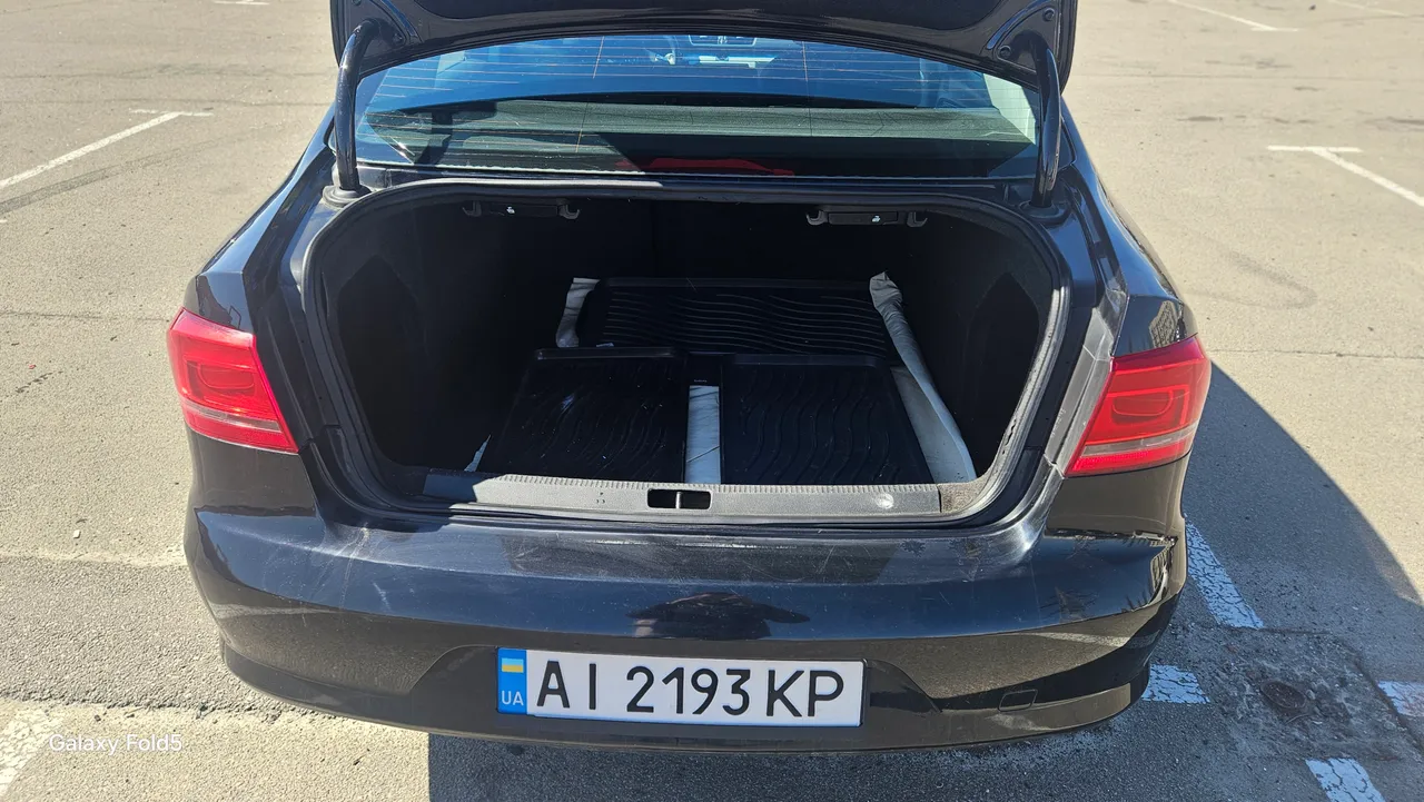 Volkswagen Passat - фото 15