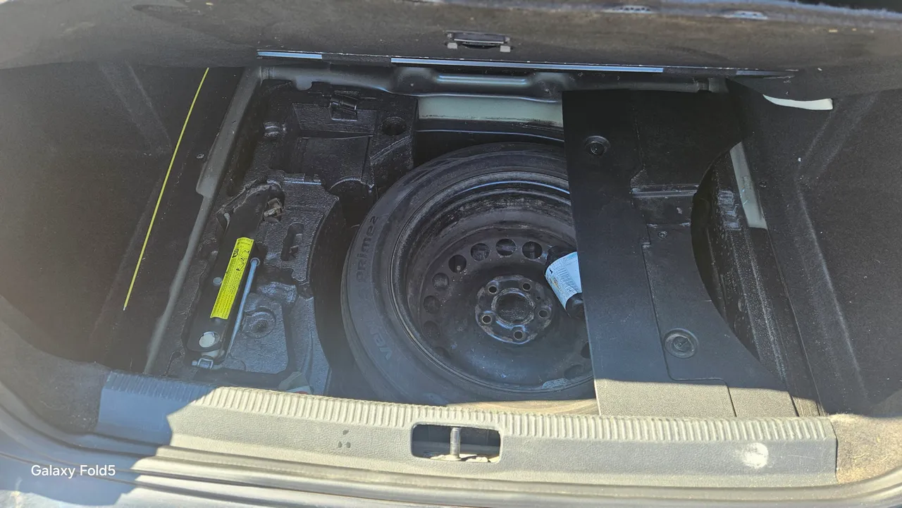 Volkswagen Passat - фото 16