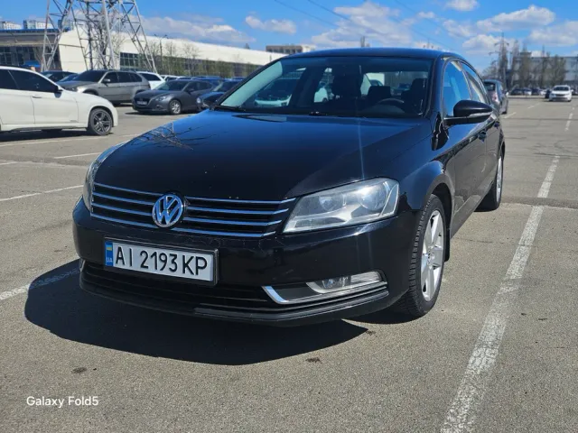 Volkswagen Passat - фото 1