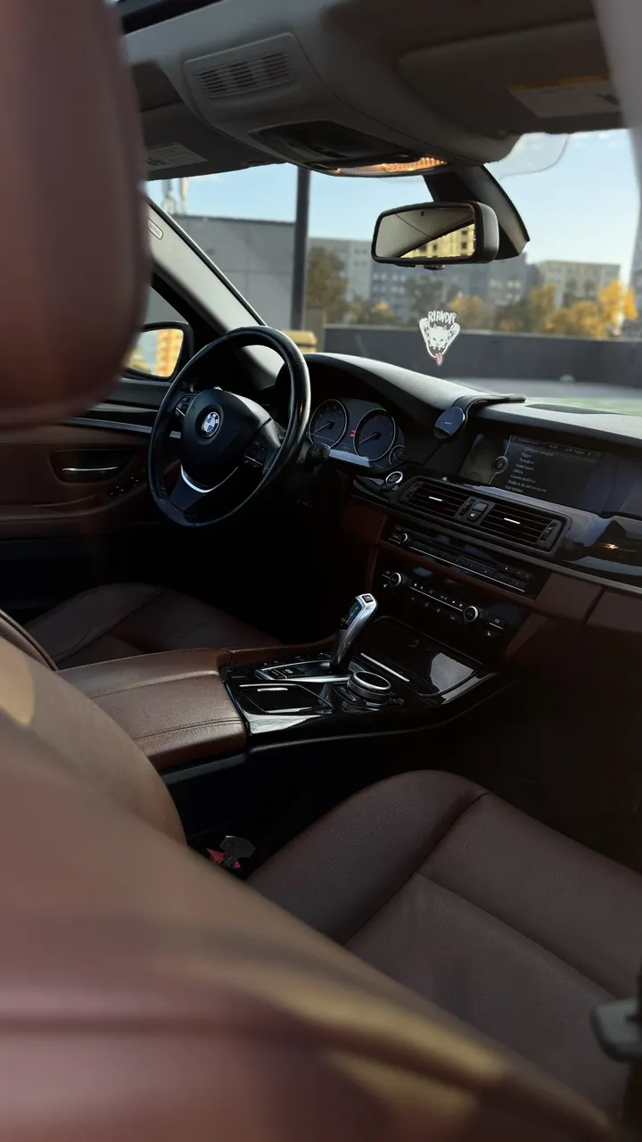 BMW 5 серії - фото 4