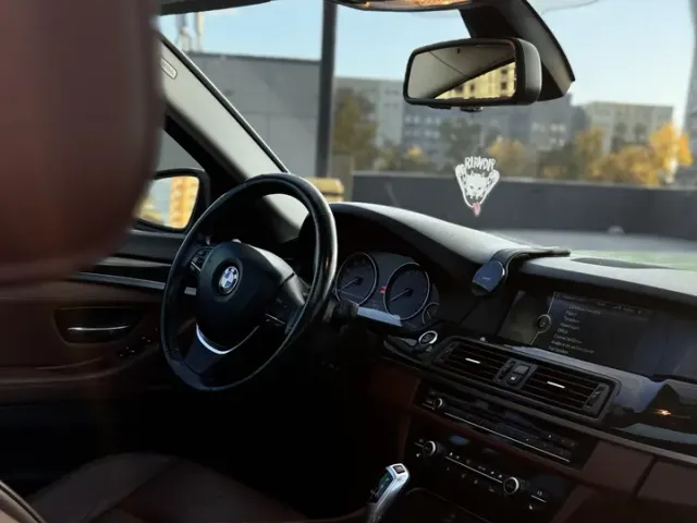 BMW 5 серії - фото 4