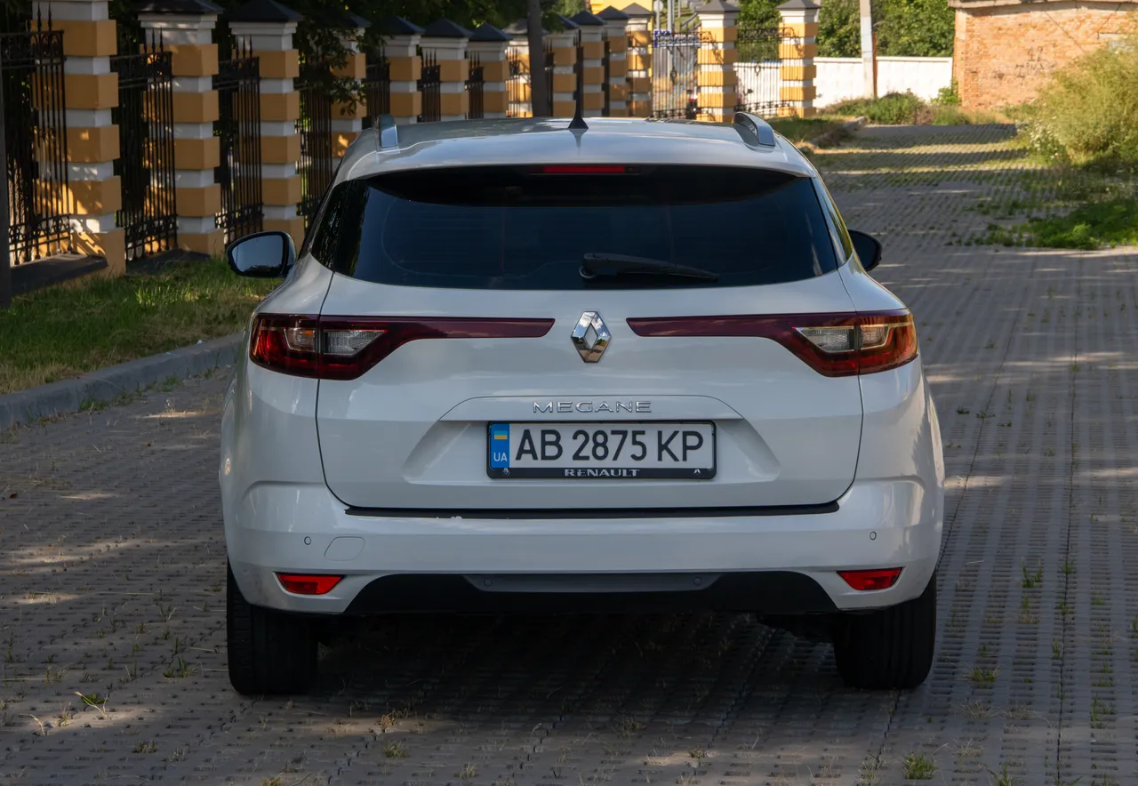 Renault Megane - фото 3