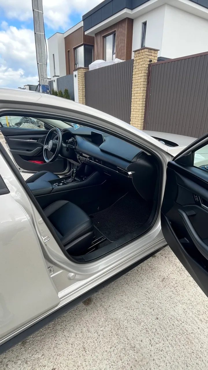 Mazda 3 - фото 19