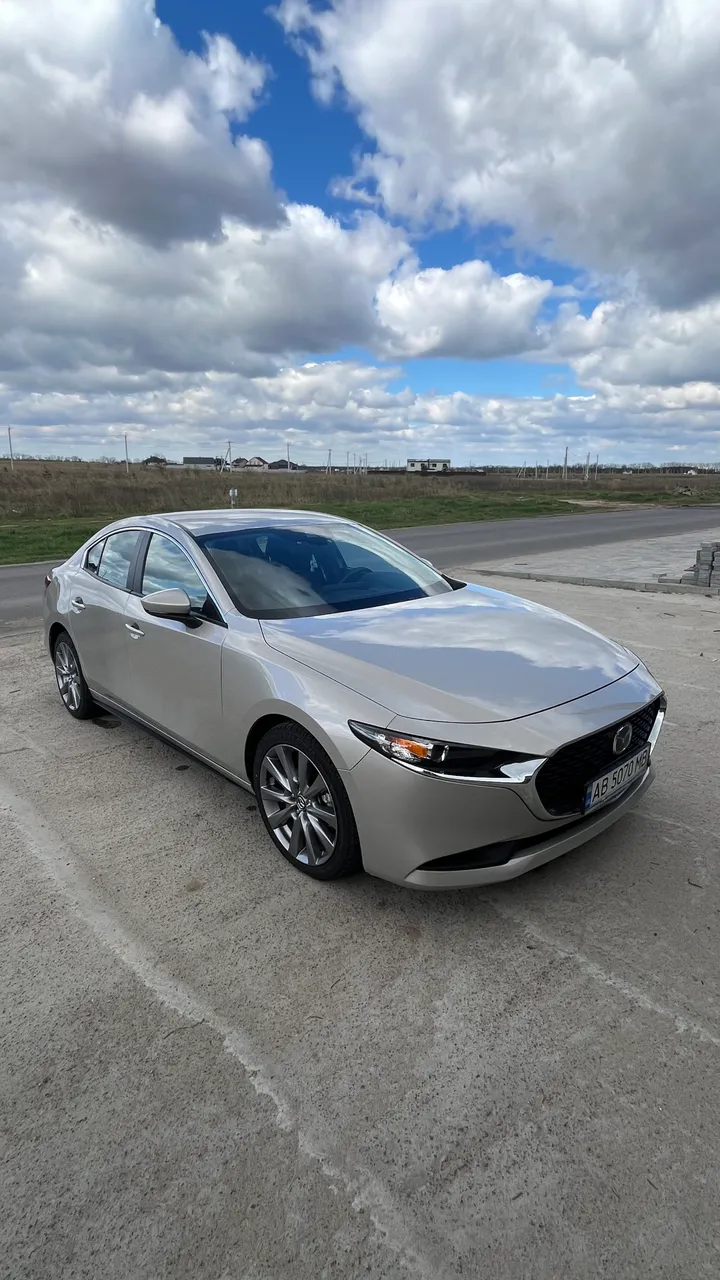 Mazda 3 - фото 4