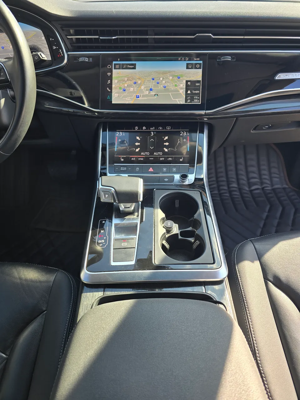 Audi Q8 - фото 6