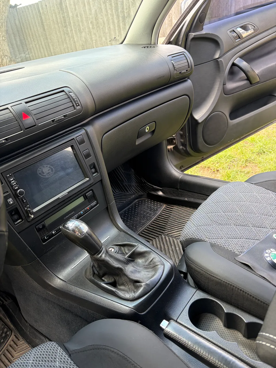 Skoda Superb - фото 10