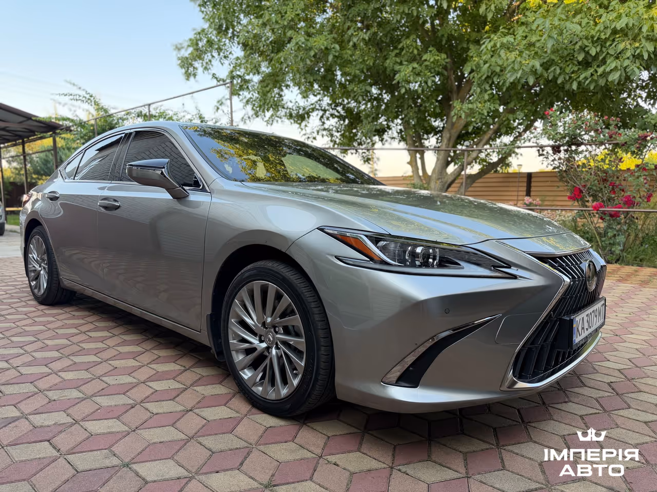 Lexus ES - фото 13