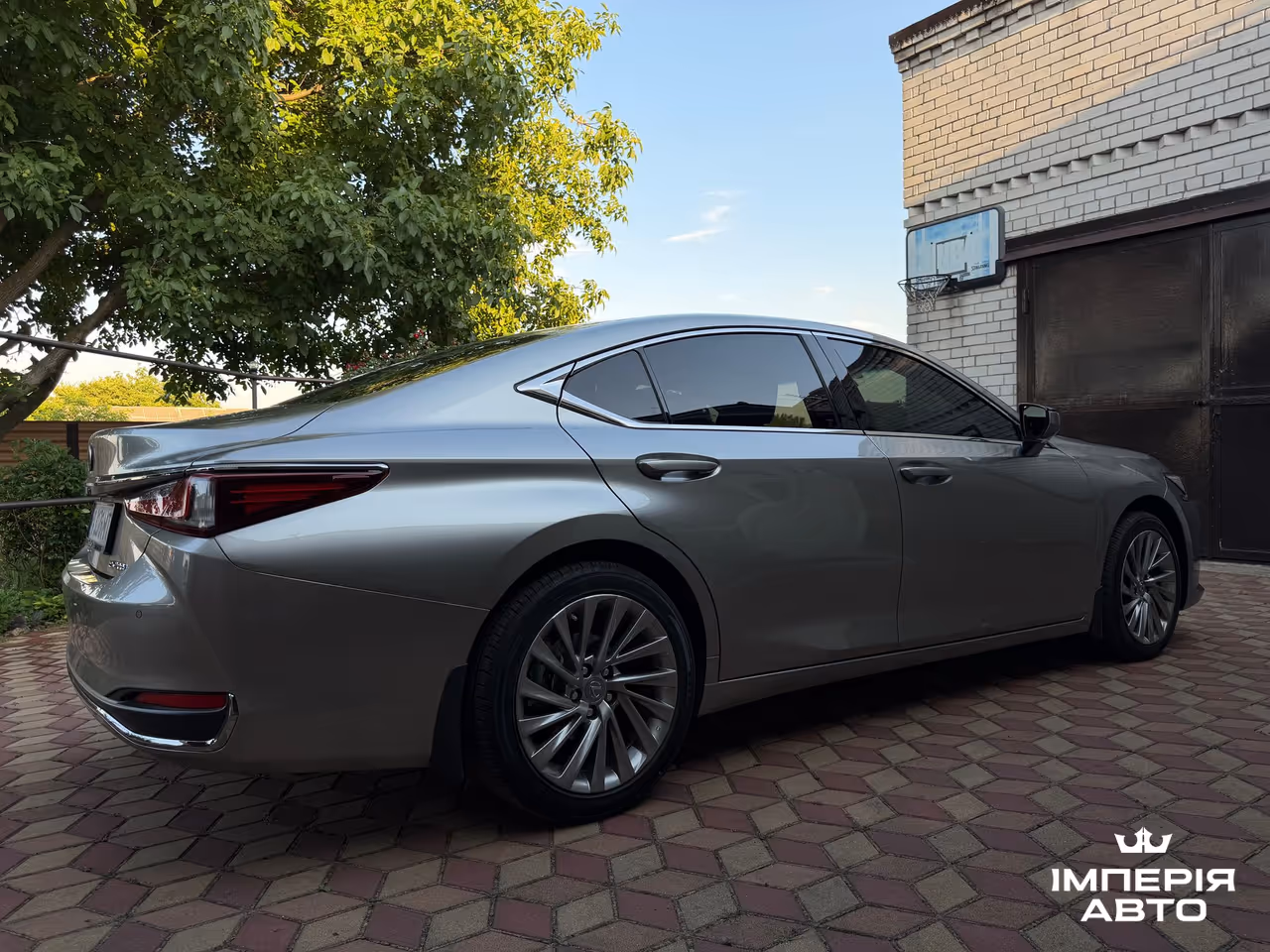 Lexus ES - фото 19