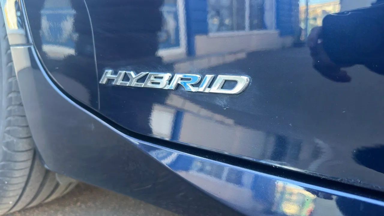 Lexus ES - фото 16