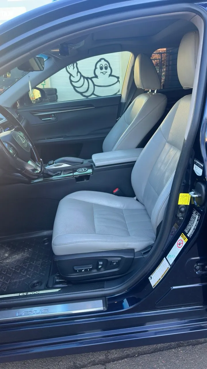 Lexus ES - фото 14