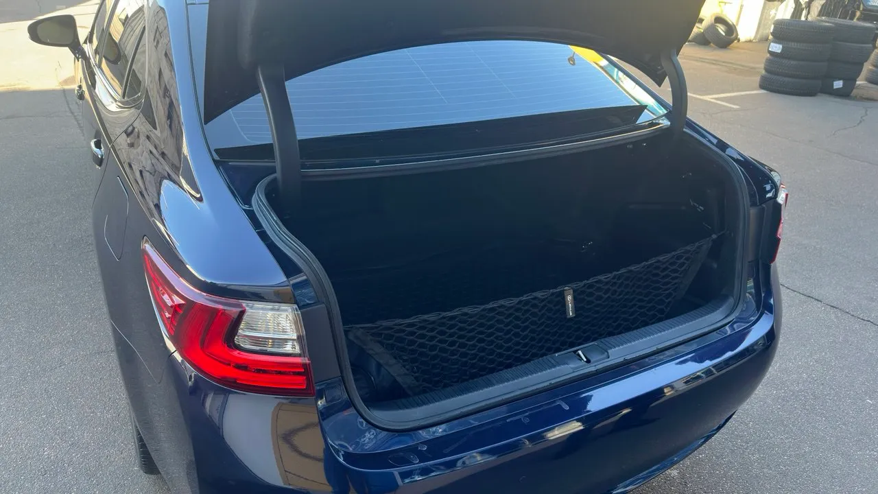 Lexus ES - фото 5