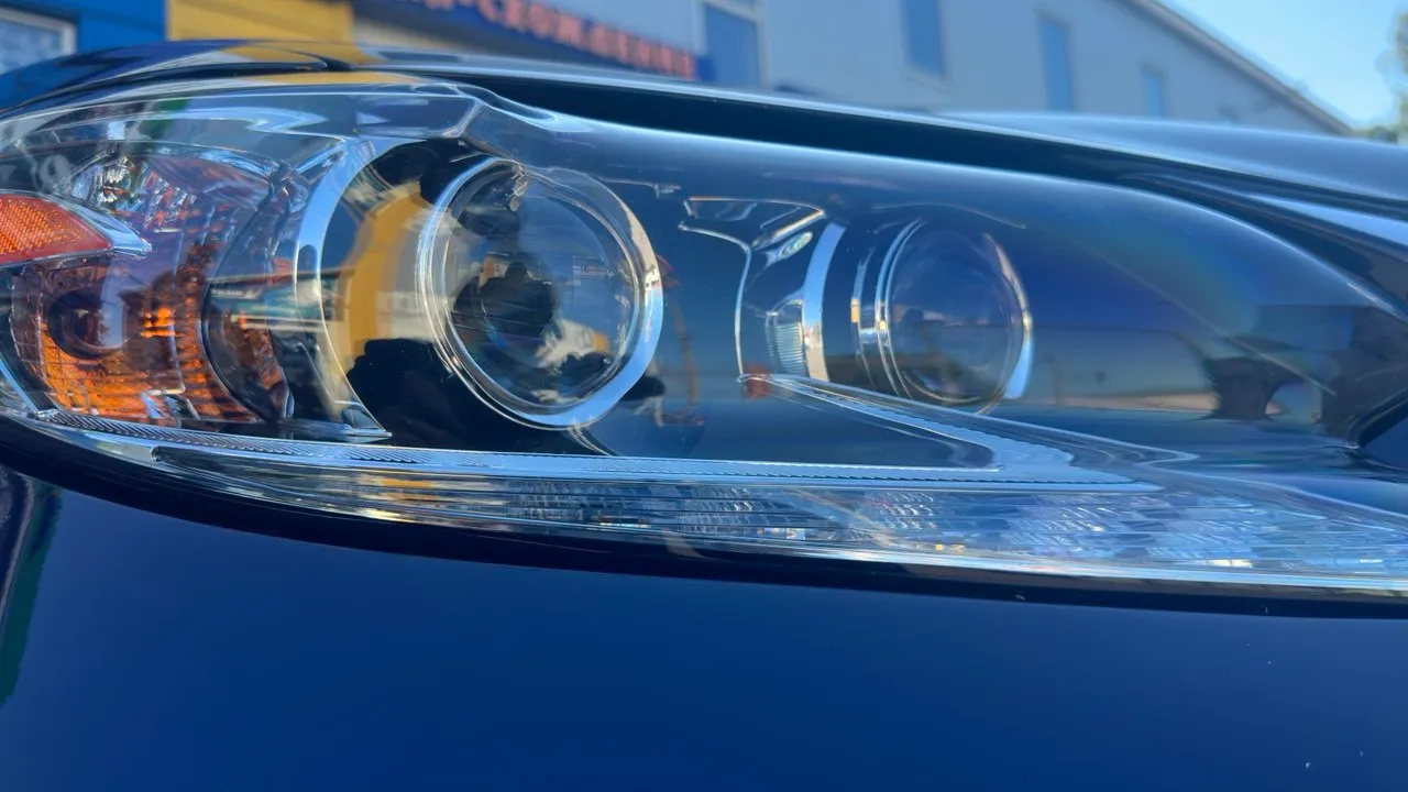 Lexus ES - фото 18