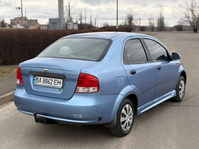 Chevrolet Aveo - фото 4