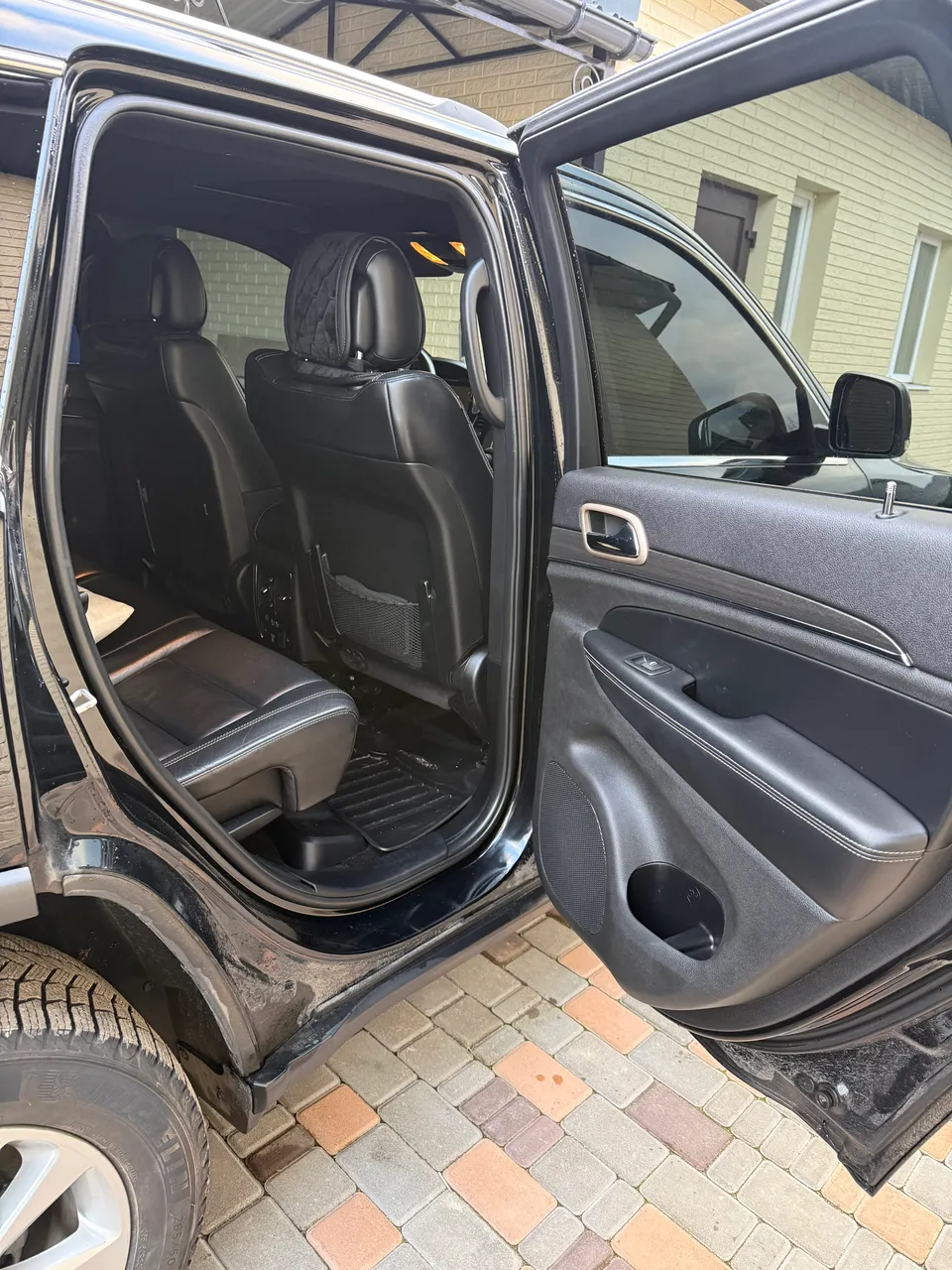 Jeep Grand Cherokee - фото 11