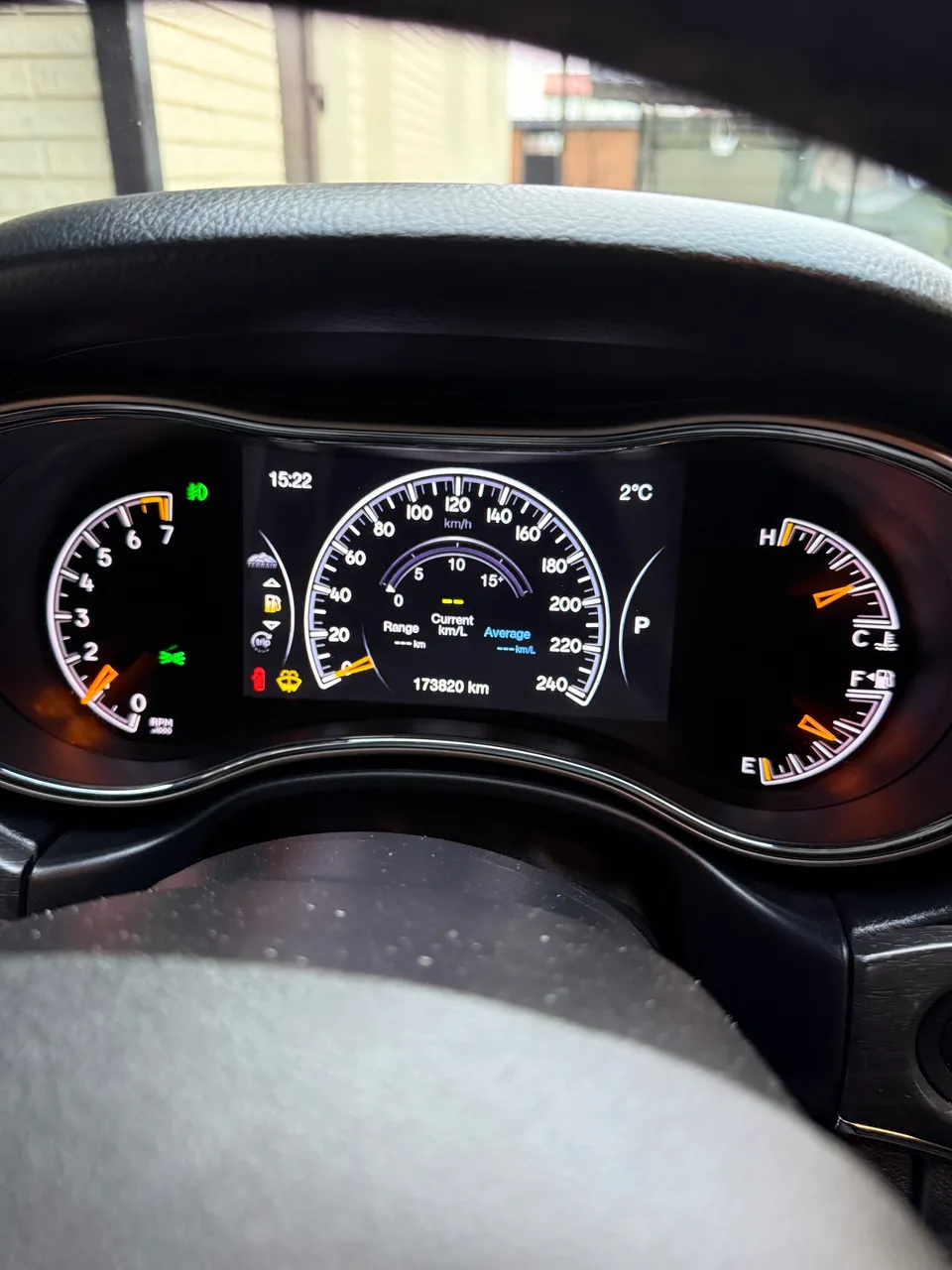 Jeep Grand Cherokee - фото 2