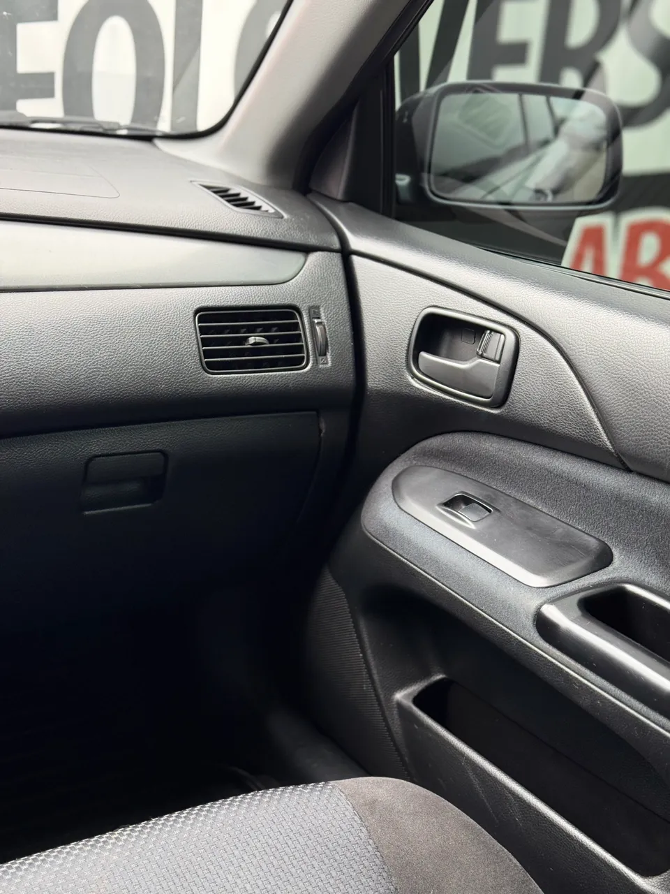 Mitsubishi Lancer - фото 14