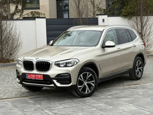 BMW X3 - фото 2