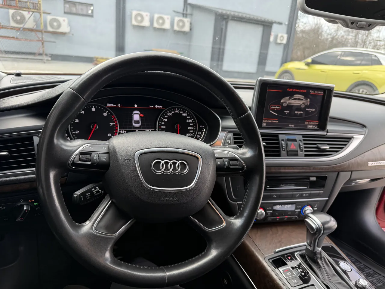 Audi A7 - фото 16