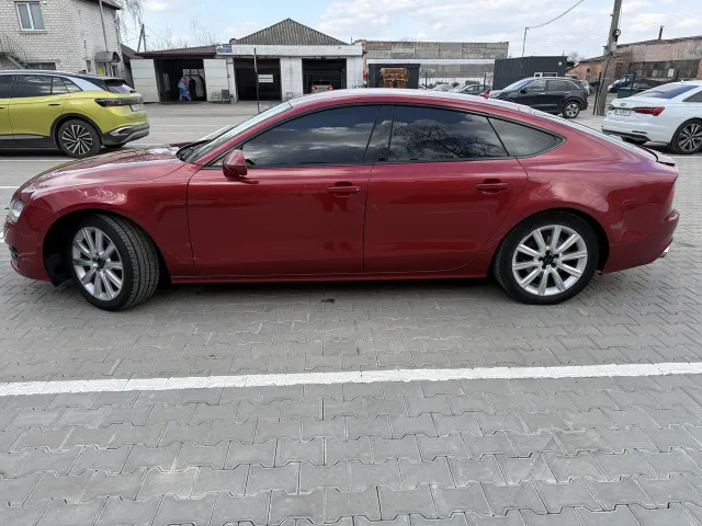 Audi A7 - фото 4