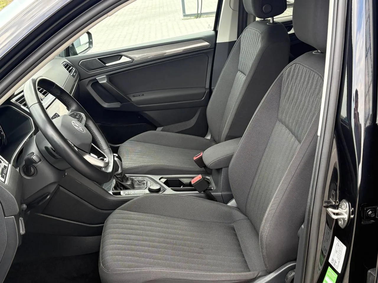 Volkswagen Tiguan - фото 17