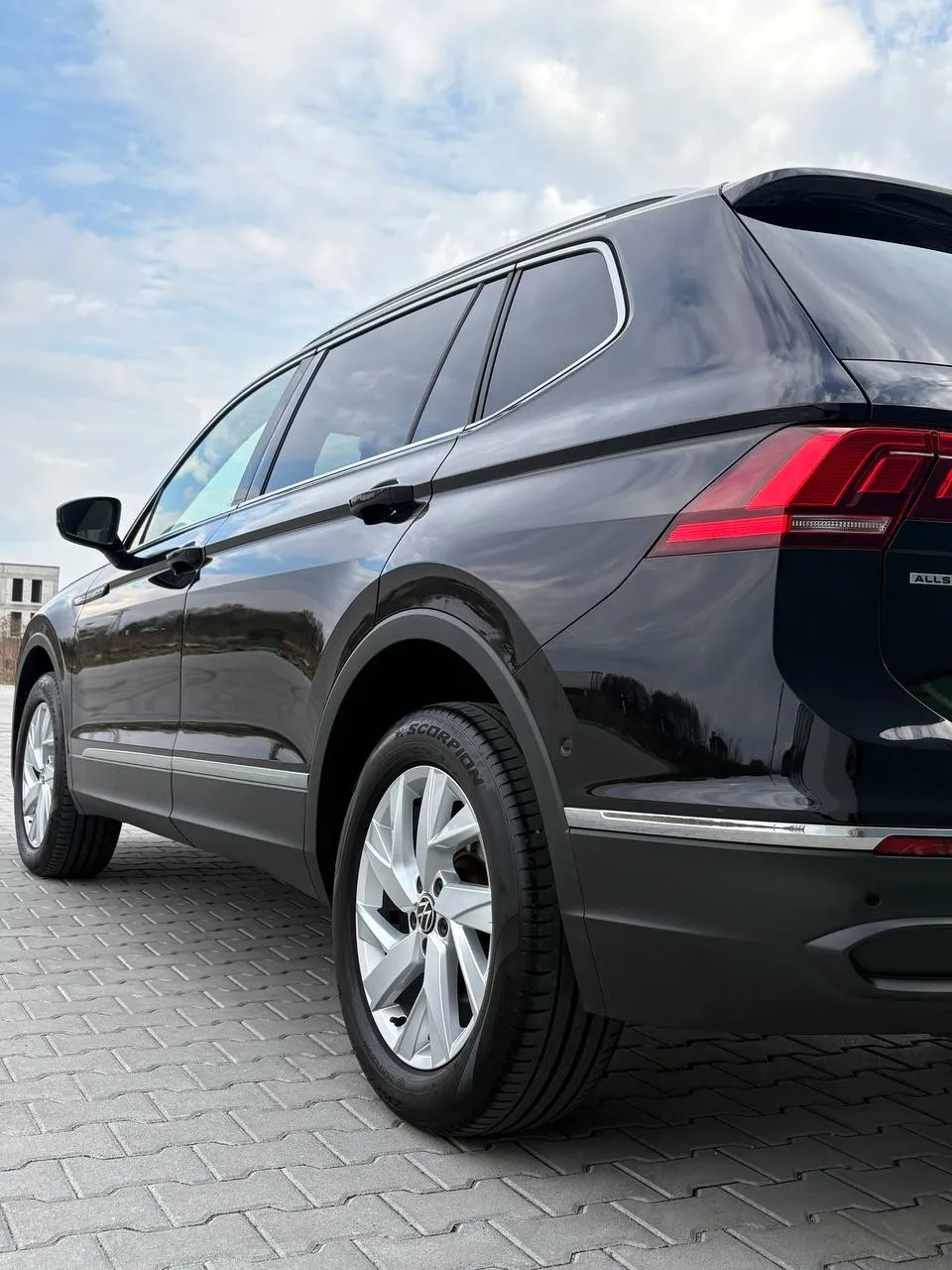 Volkswagen Tiguan - фото 35