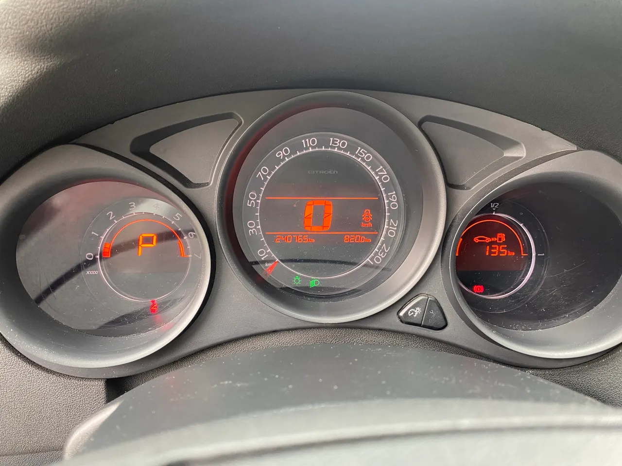 Citroen C4 - фото 13