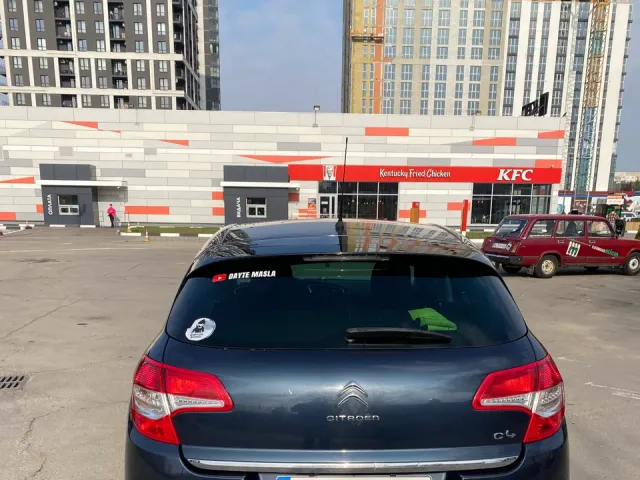 Citroen C4 - фото 3
