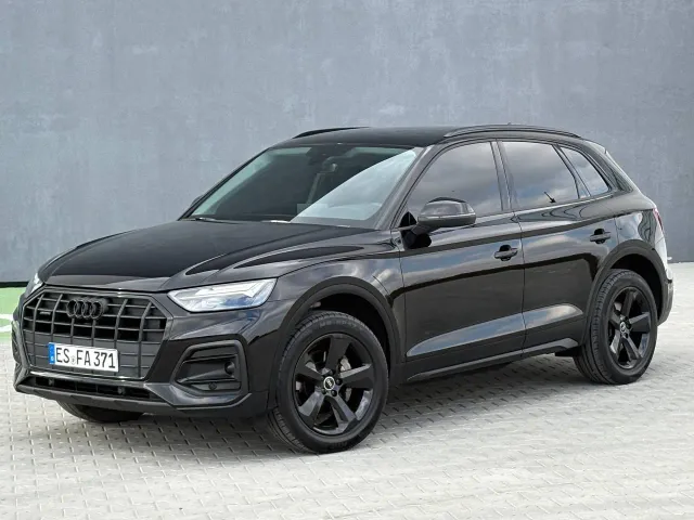 Audi Q5 - фото 1