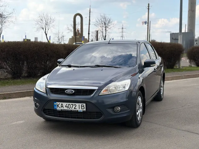 Ford Focus - фото 1