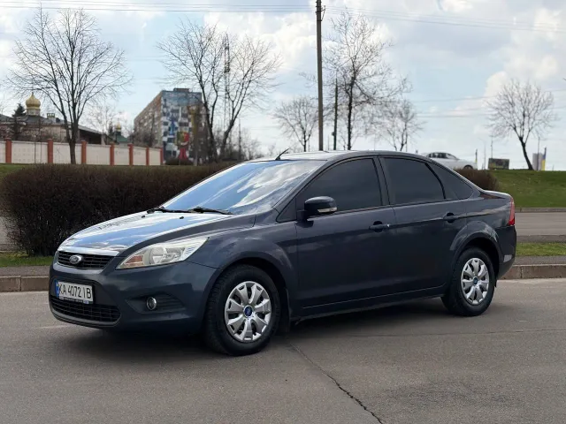 Ford Focus - фото 4