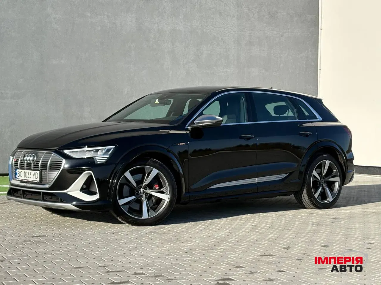 Audi e-tron S - фото 2